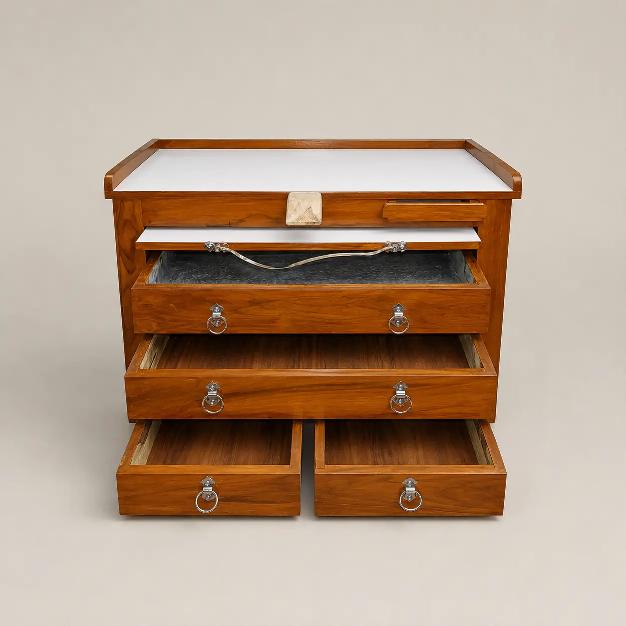 4 Drawer + 1 Cabinet Door — image 5
